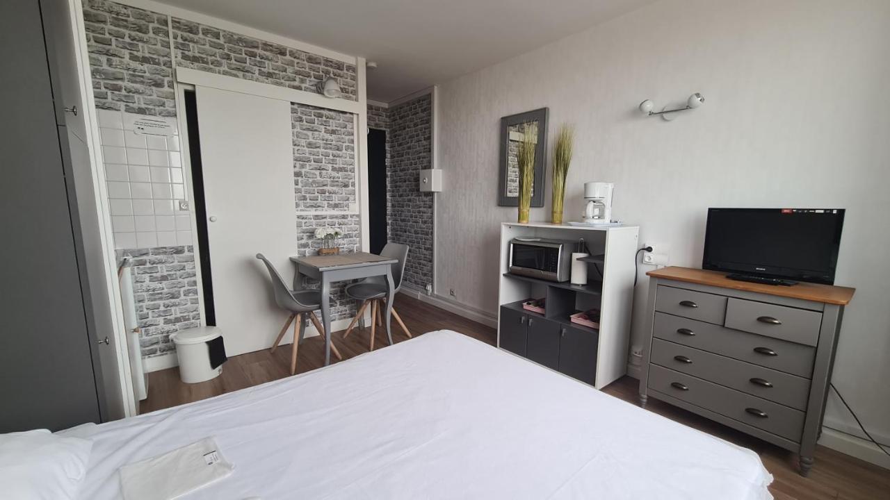 Residence Du Bord De Mer 9 Appartements Avec Une Vraie Vue Mer Le Tréport Zewnętrze zdjęcie