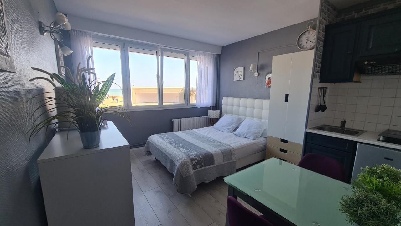 Residence Du Bord De Mer 9 Appartements Avec Une Vraie Vue Mer Le Tréport Zewnętrze zdjęcie